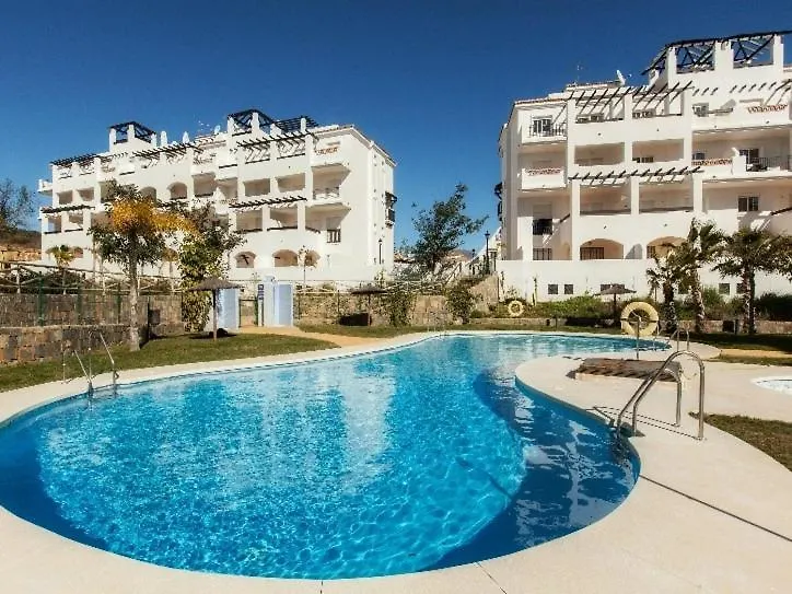 2108-Nice Apt With Pool Close From Beach And Bars Manilva Hiszpania