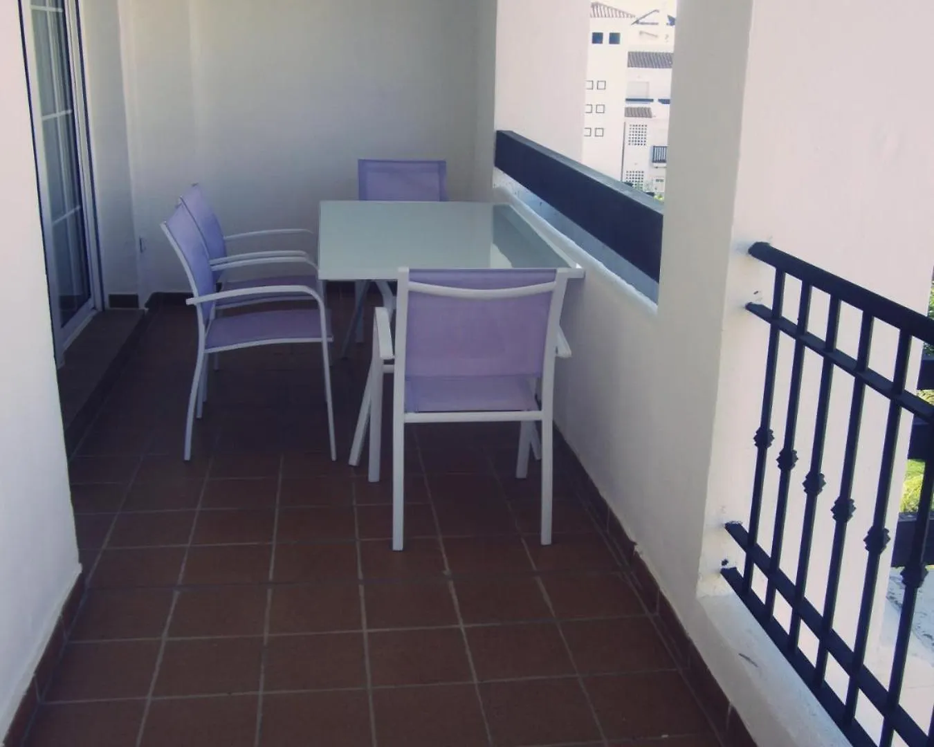 2108-Nice Apt With Pool Close From Beach And Bars Manilva Spain